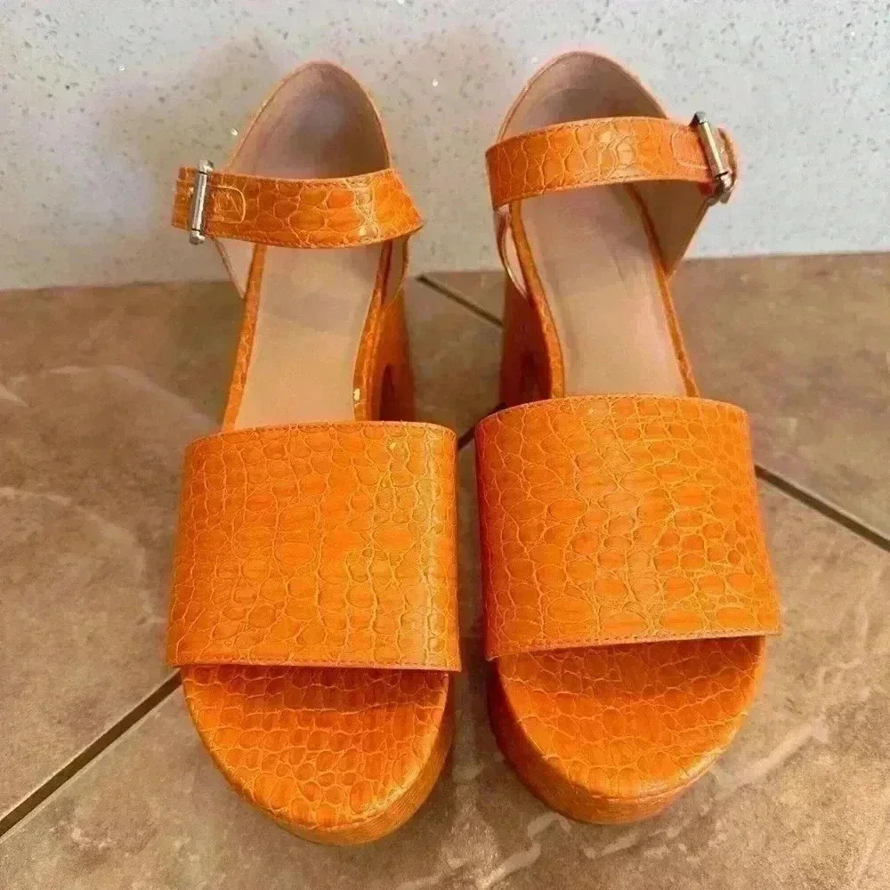 Urban Outfitters Croc Platform Heels Size 10 - Picture 2 of 6